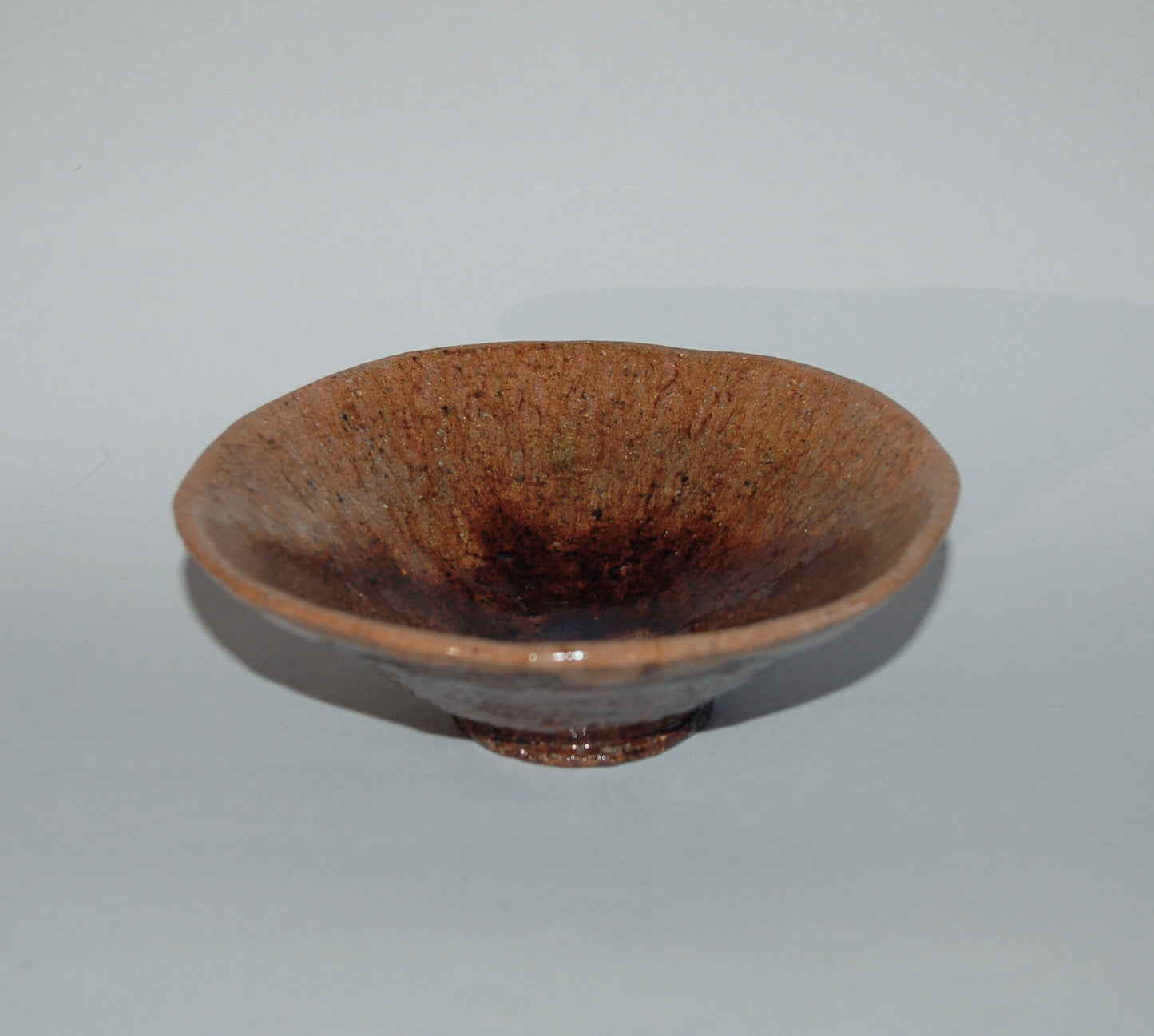 Summer chawan tea bowl, ceramic with brown glaze, Ohi Chozaemon, Japan