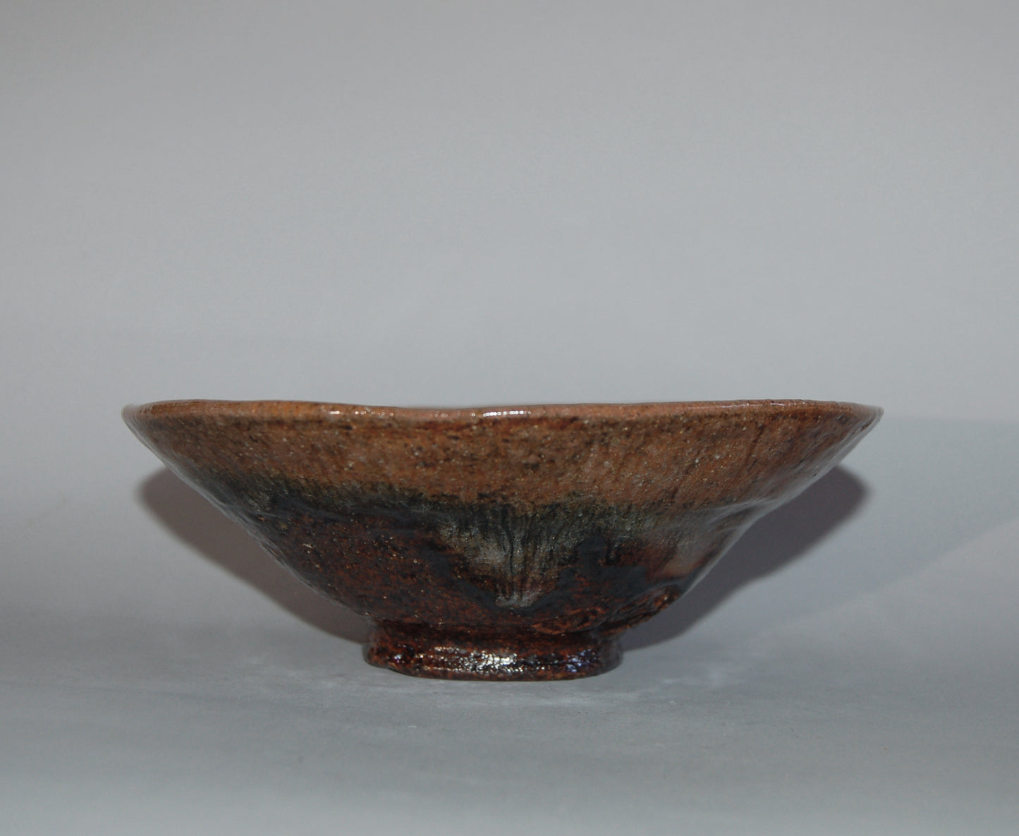 Summer chawan tea bowl, ceramic with brown glaze, Ohi Chozaemon, Japan