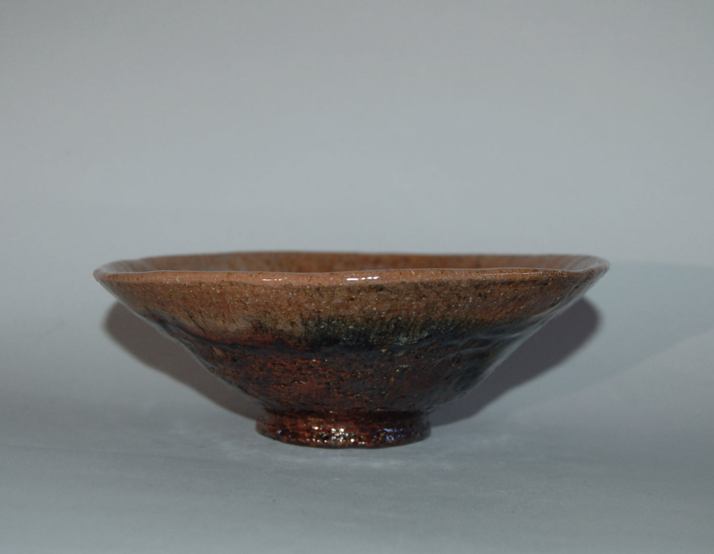 Summer chawan tea bowl, ceramic with brown glaze, Ohi Chozaemon, Japan