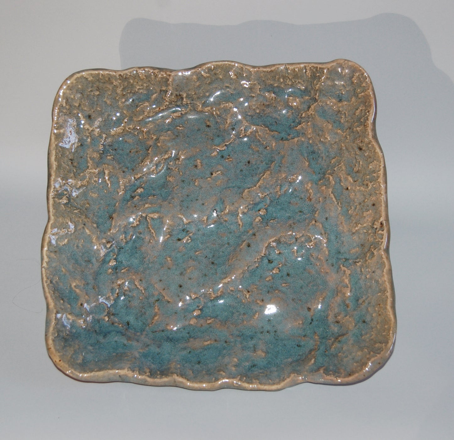 Square platter, stoneware with gray-blue glaze, uneven surface, by Hamanaka Gesson, Hagi, Japan