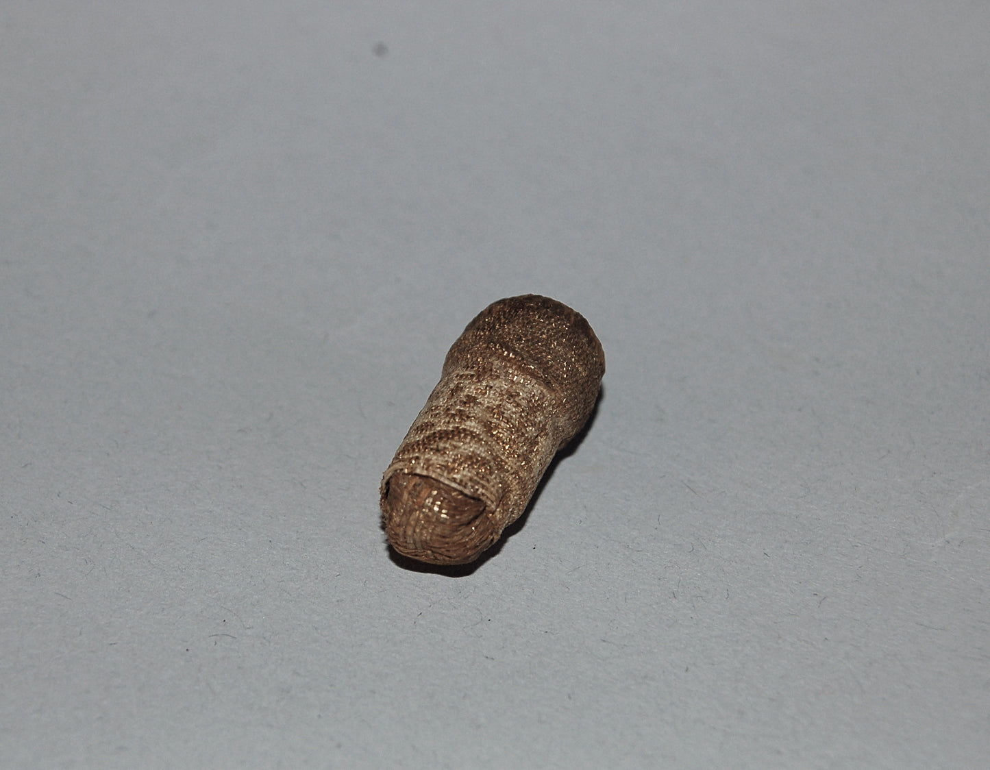 Small double gourd flacon, perhaps for tobacco, glazed ceramic, Satsuma ware, Japan