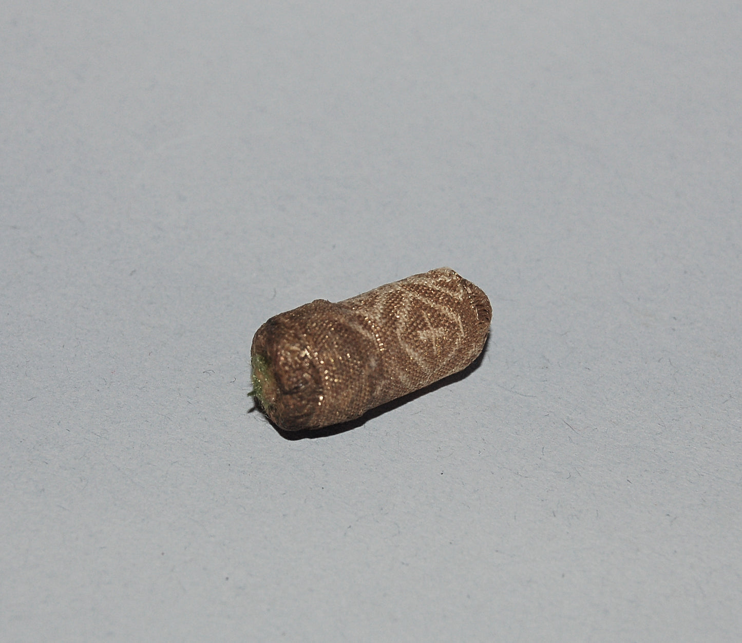 Small double gourd flacon, perhaps for tobacco, glazed ceramic, Satsuma ware, Japan