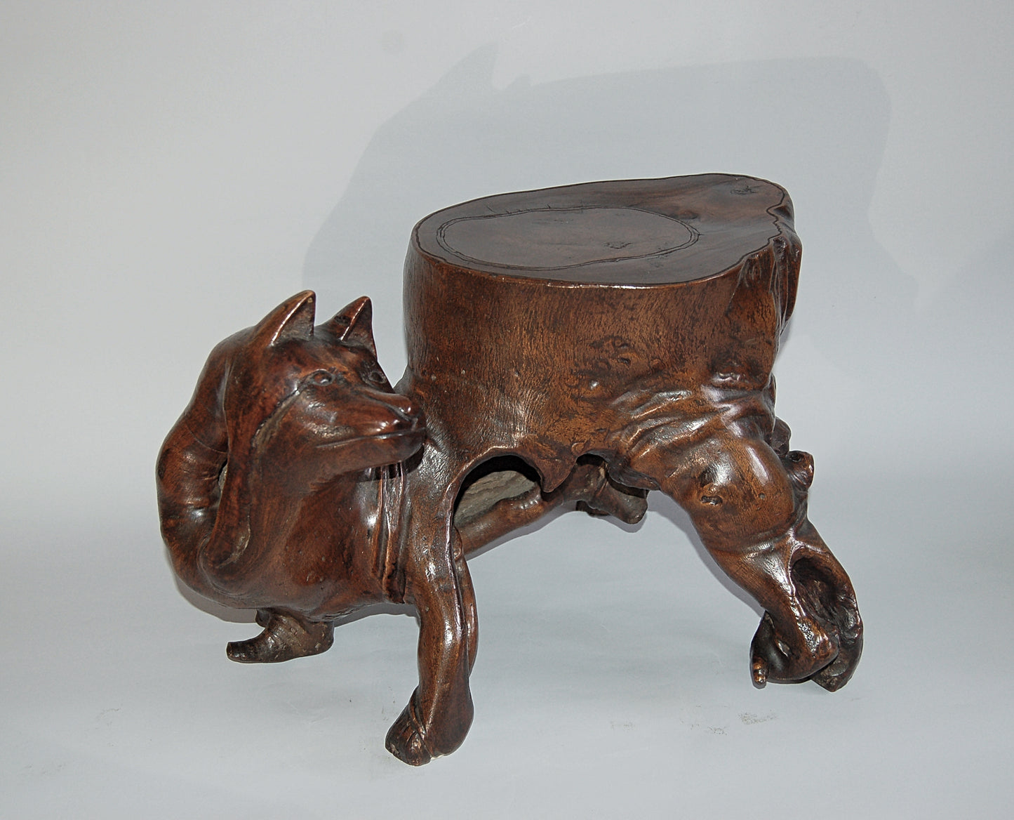 Root wood sculpture, fox looking back, stool or stand, mingei, Japan