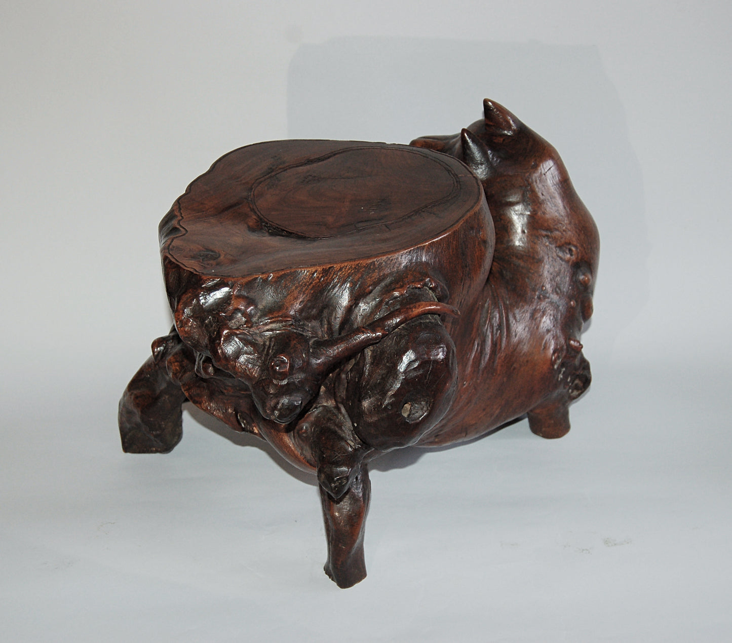 Root wood sculpture, fox looking back, stool or stand, mingei, Japan