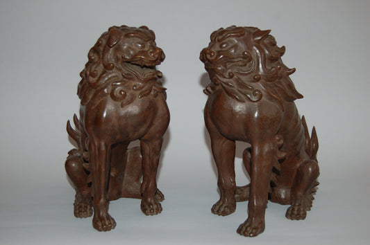 Pair of komainu guardian lion dog figures, finely cast and patinated bronze, Japan