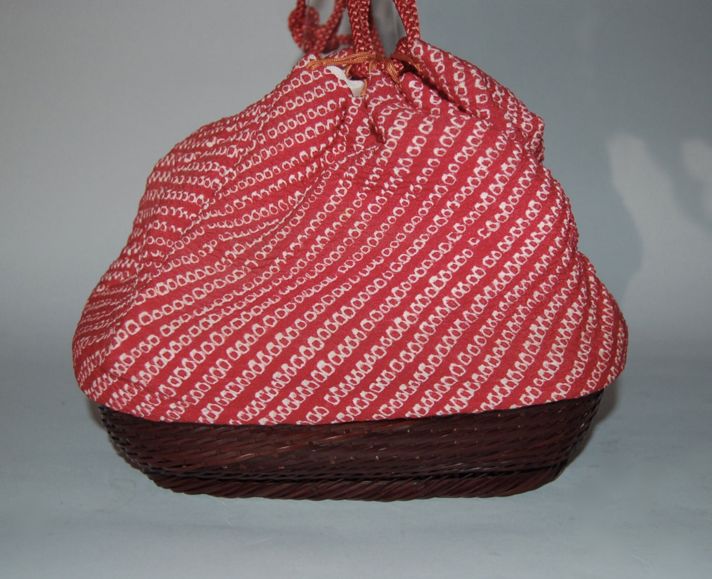 Shibori drawstring pouch, takekago, bamboo and synthetic silk, to be worn with kimono, Japan