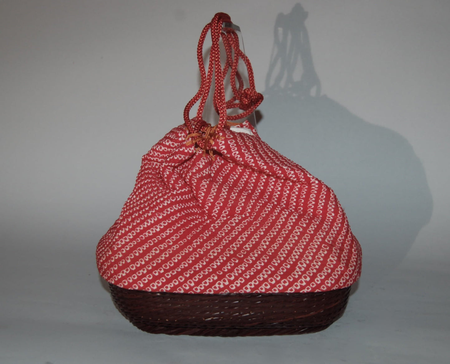 Shibori drawstring pouch, takekago, bamboo and synthetic silk, to be worn with kimono, Japan